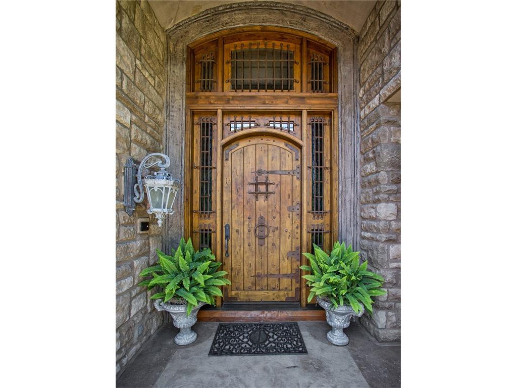 13402 Wilden Circle, Urbandale, IA 50323