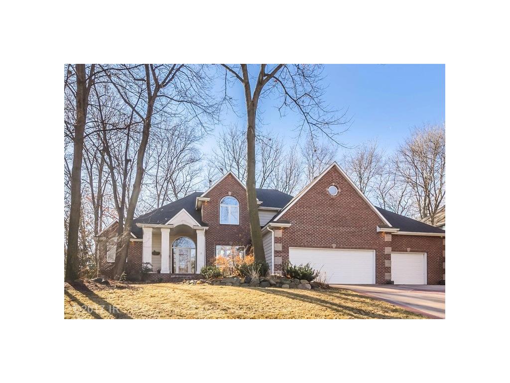 12094 Lincoln Avenue, Clive, IA 50325