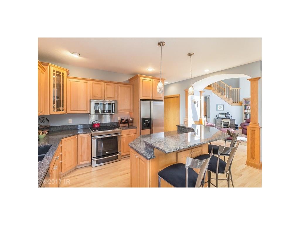 12094 Lincoln Avenue, Clive, IA 50325