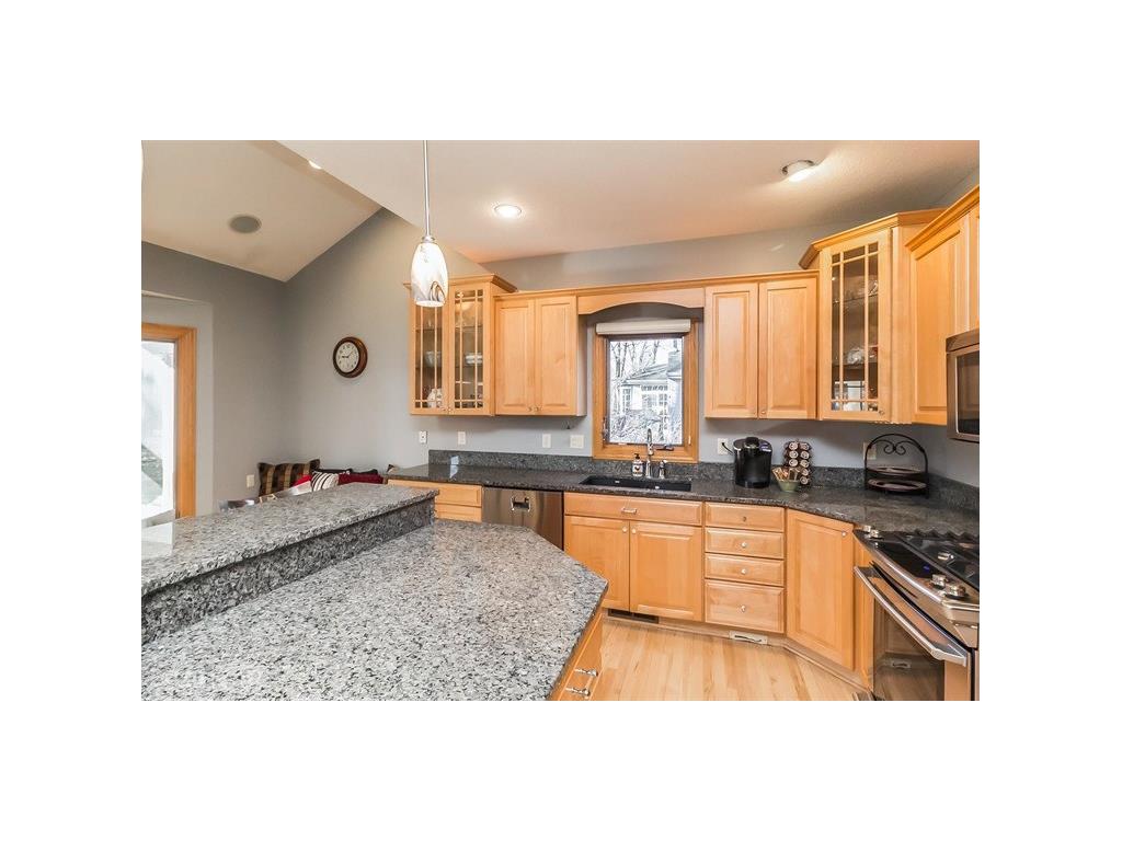 12094 Lincoln Avenue, Clive, IA 50325