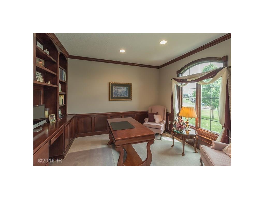 16973 Aurora Court, Clive, IA 50325