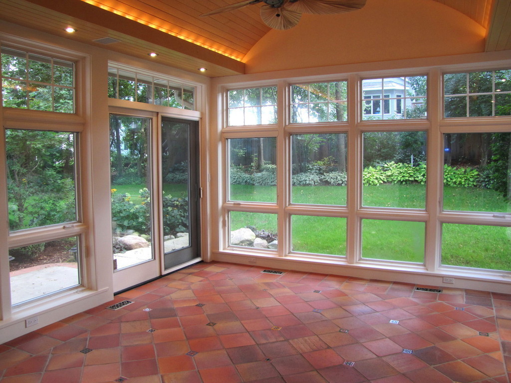 1755 NW 130th ST, Clive, IA 50325