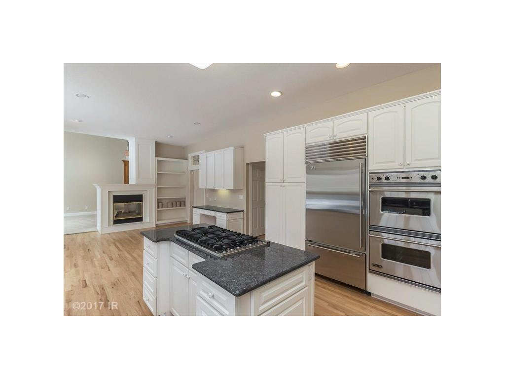 2060 NW 129th Street, Clive, IA 50325