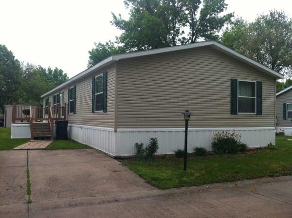 Pleasant Valley Mobile Home Park 4333 Parkridge Avenue #130Pleasant Hill, IA 50327