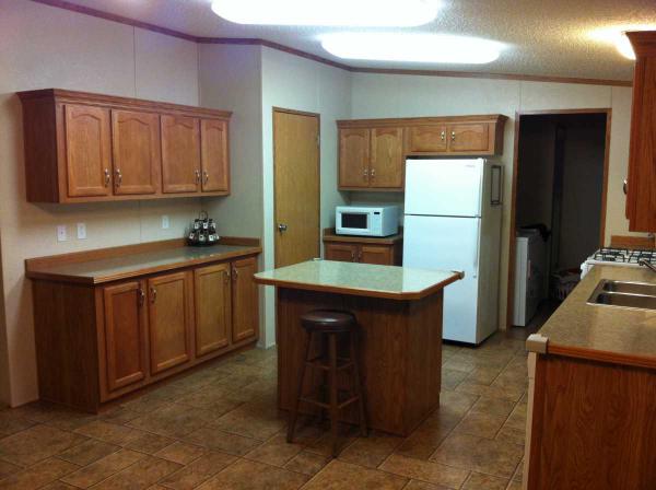 Pleasant Valley Mobile Home Park 4333 Parkridge Avenue #130Pleasant Hill, IA 50327