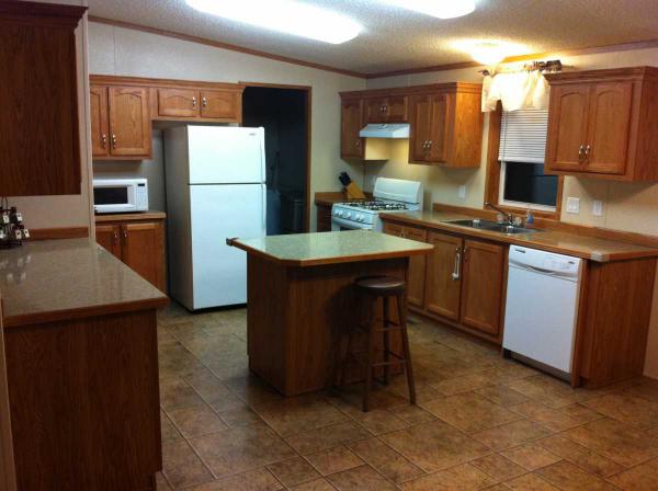 Pleasant Valley Mobile Home Park 4333 Parkridge Avenue #130Pleasant Hill, IA 50327