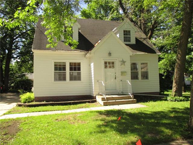 735 15th Pl NEMason City, IA, 50401Cerro Gordo County