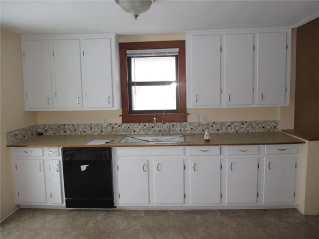 406 E Congress StNora Springs, IA, 50458Floyd County
