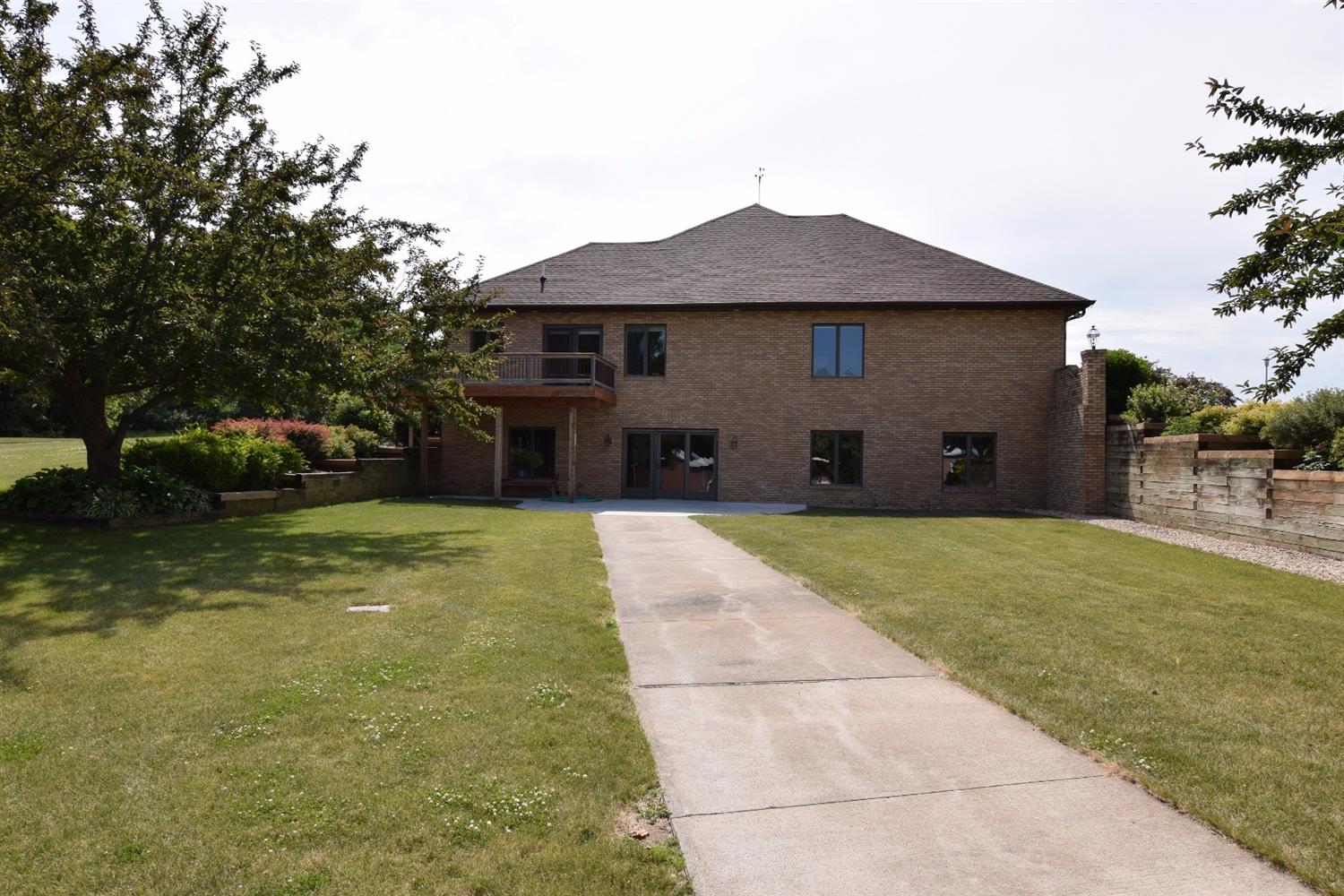 1698 180th Street, Webster City, IA 50595