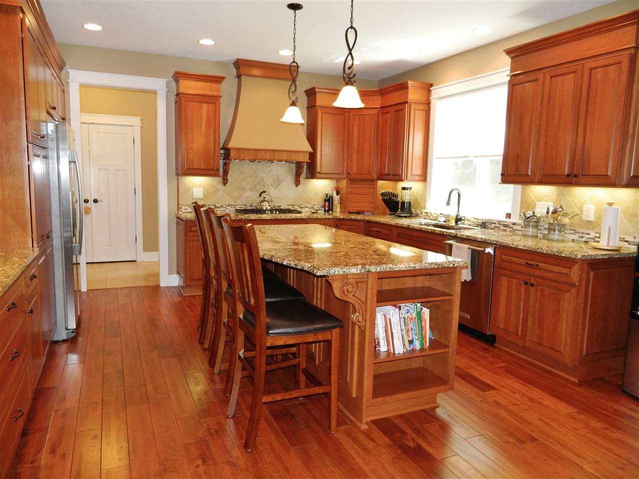 1207 Lakeview, Cedar Falls, IA 50613