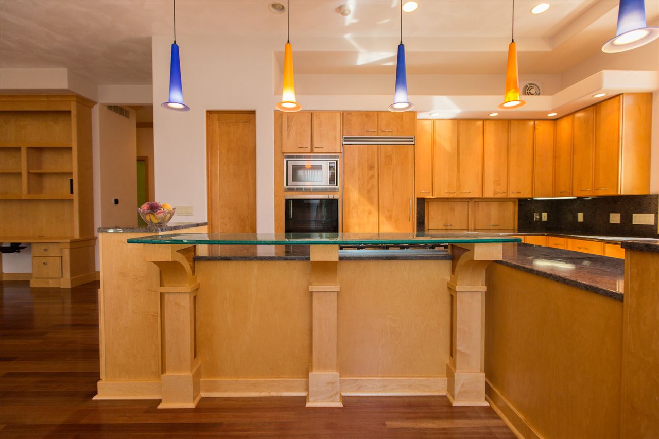 406 N Highland, Cedar Falls, IA 50613