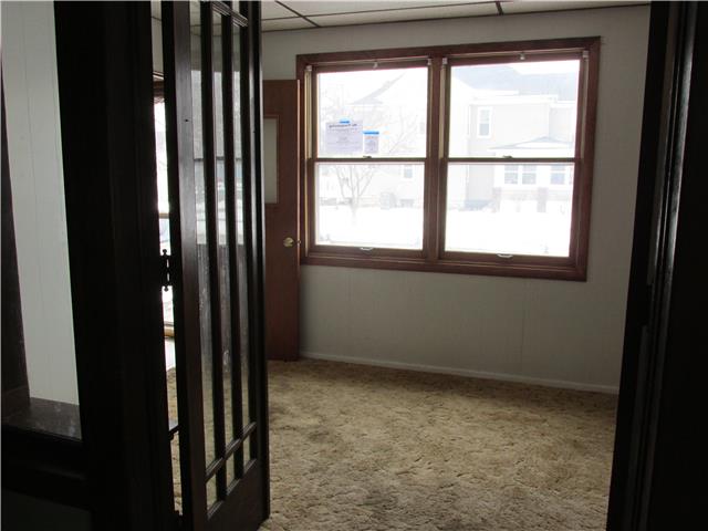 204 E 9th StCedar Falls, IA, 50613Black Hawk County