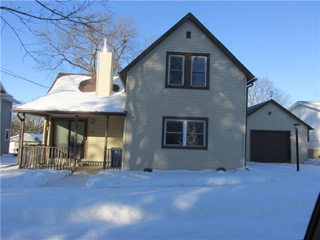 220 E Fayette StDenver, IA, 50622Bremer County