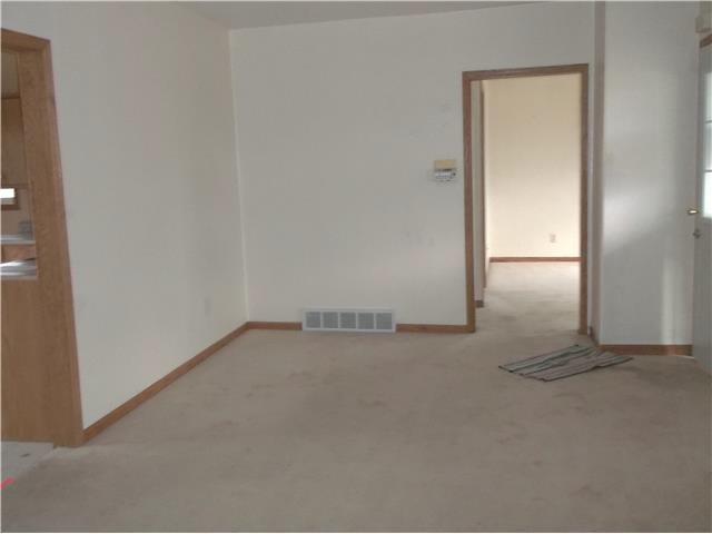 301 4th StGarwin, IA, 50632Tama County