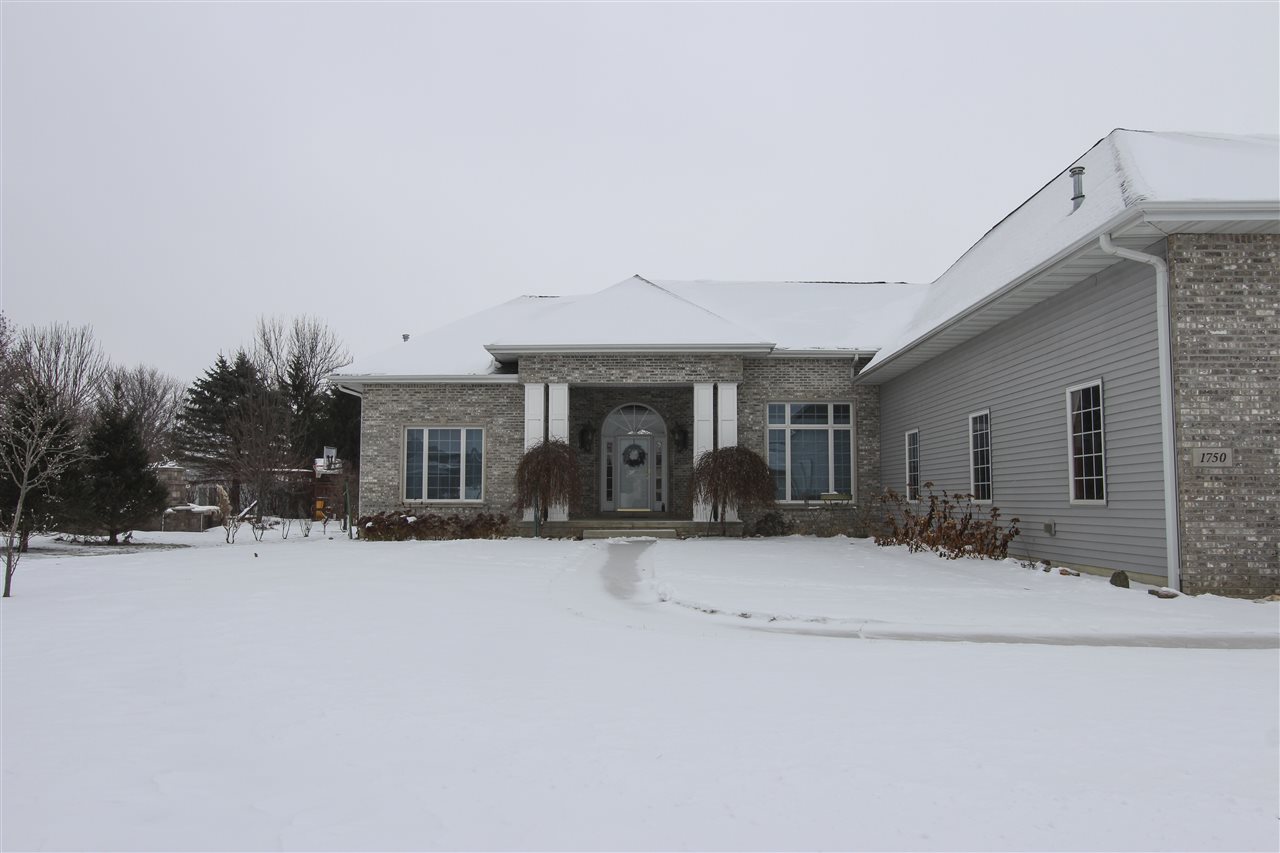 1750 Falcon, Waterloo, IA 50701