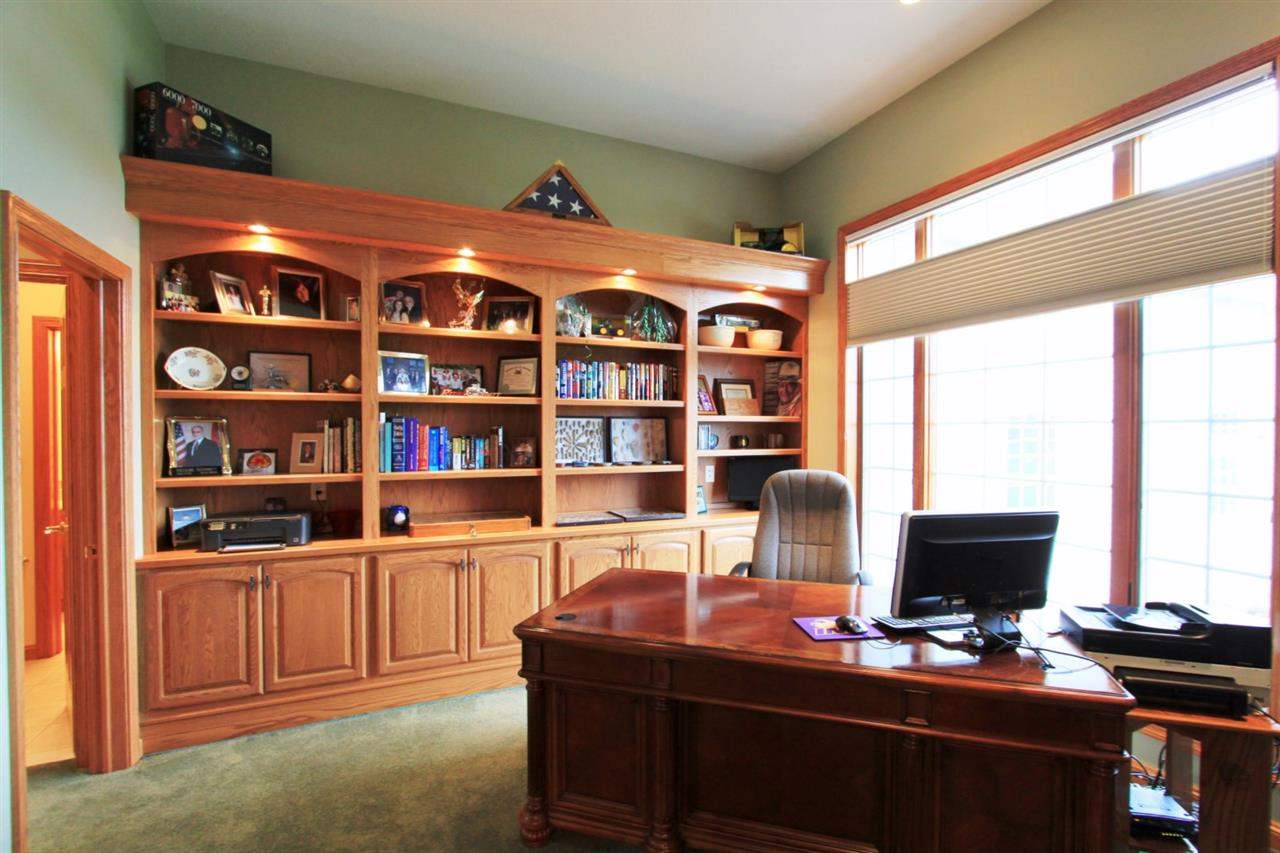 1750 Falcon, Waterloo, IA 50701
