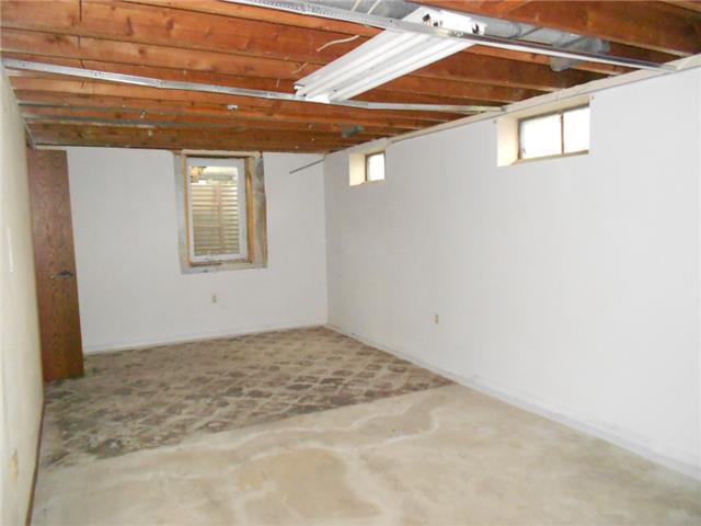 2109 Downing AveWaterloo, IA, 50701Black Hawk County