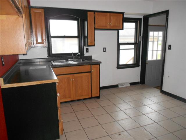 2109 Downing AveWaterloo, IA, 50701Black Hawk County