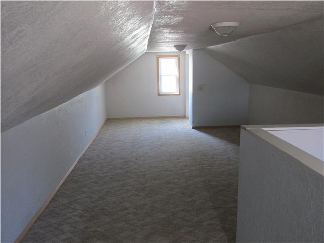 912 W Mullan AveWaterloo, IA, 50701Black Hawk County