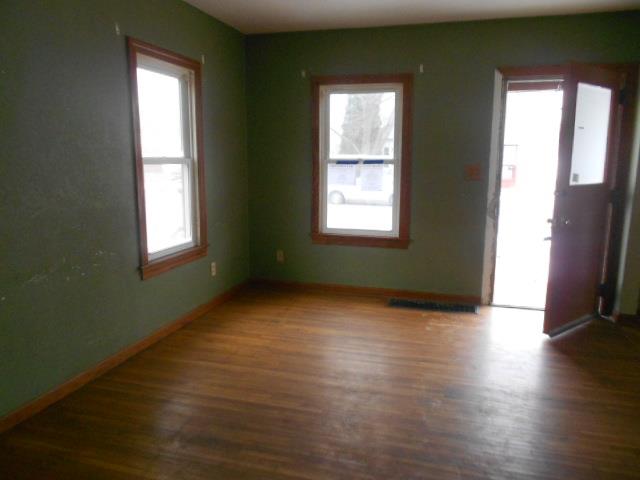 818 Byron AveWaterloo, IA, 50702Black Hawk County