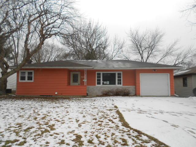 1140 Loretta AveWaterloo, IA, 50702Black Hawk County