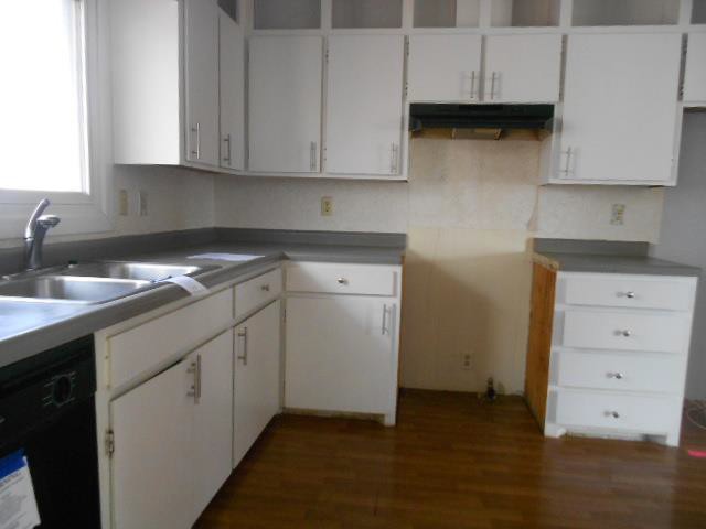 807 Forest AveWaterloo, IA, 50702Black Hawk County