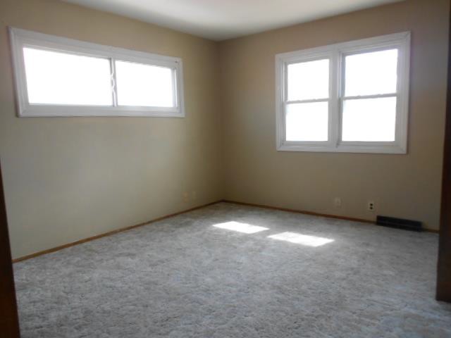 807 Forest AveWaterloo, IA, 50702Black Hawk County