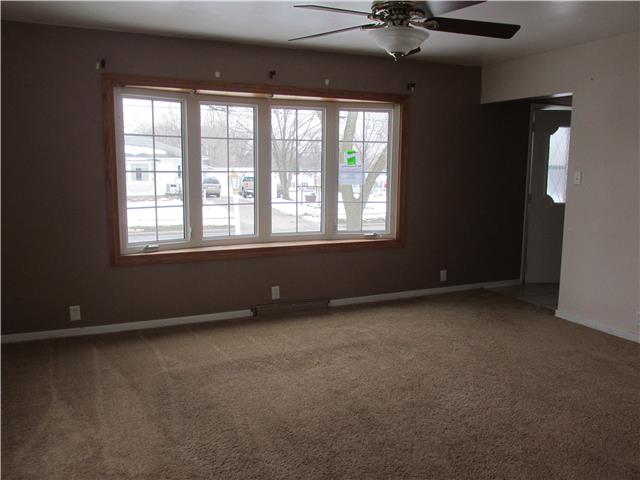 1550 W 11th StWaterloo, IA, 50702Black Hawk County