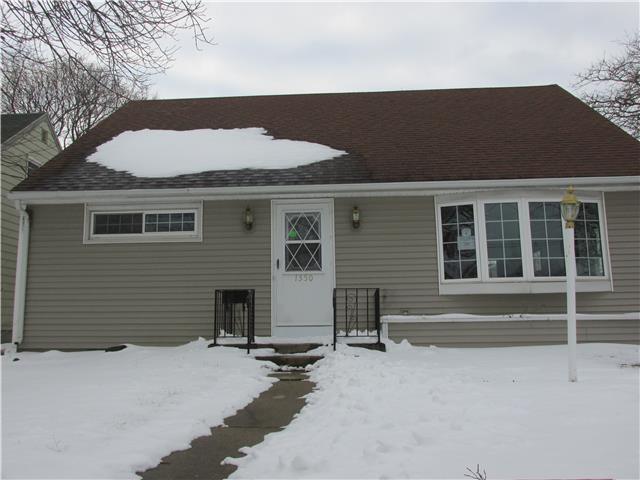 1550 W 11th StWaterloo, IA, 50702Black Hawk County