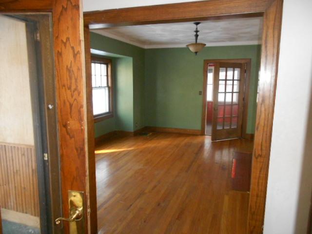 132 Alta Vista AveWaterloo, IA, 50703Black Hawk County