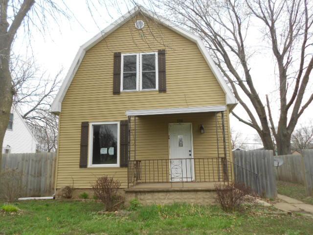 722 Conger StWaterloo, IA, 50703Black Hawk County