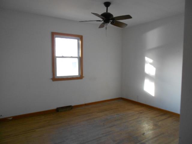 1643 Newell StWaterloo, IA, 50707Black Hawk County