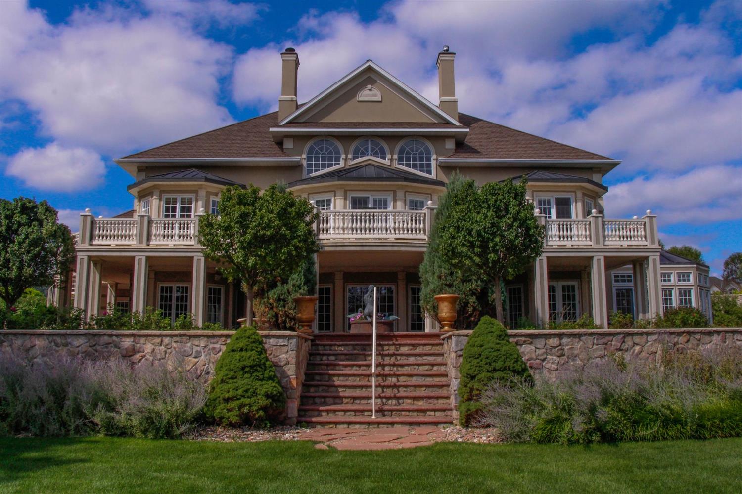 1550Willow Run Boulevard, LeMars, IA 51031