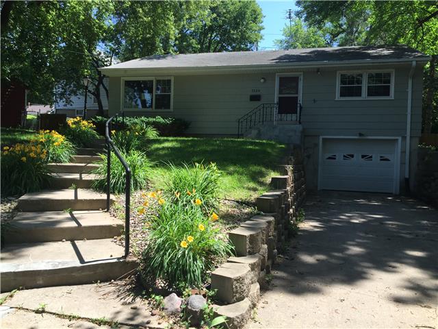 3524 Douglas StSioux City, IA, 51104Woodbury County