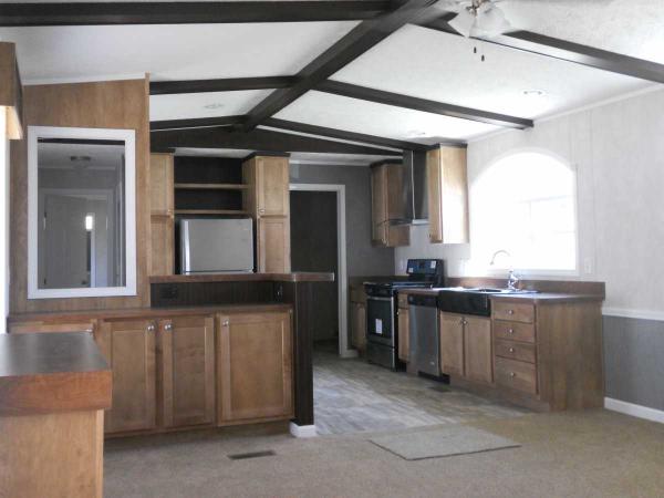 Lake Forest Mobile Home Community, LLC. 3700 28th Street Lot 429Sioux City, IA 51105