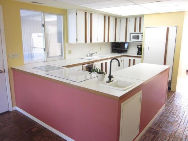 1304 LAKESIDE Avenue, Lake Park, IA 51347
