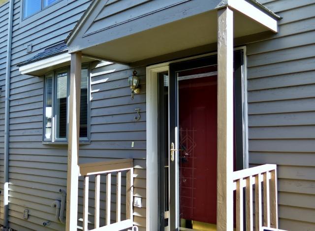 1214 Gordon Drive, Okoboji, IA 51351