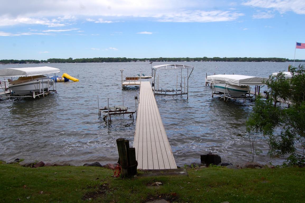 2722 OKOBOJI Boulevard, West Okoboji, IA 51351