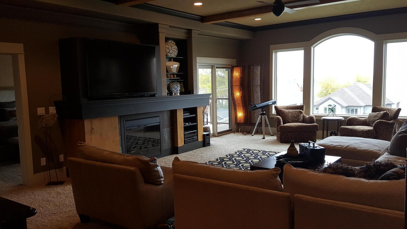 15110 215th Street, Spirit Lake, IA 51360