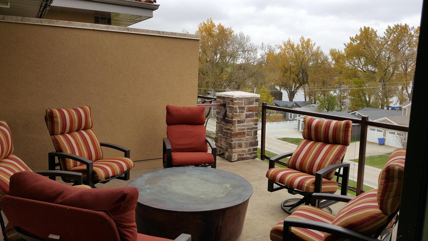 15110 215th Street, Spirit Lake, IA 51360