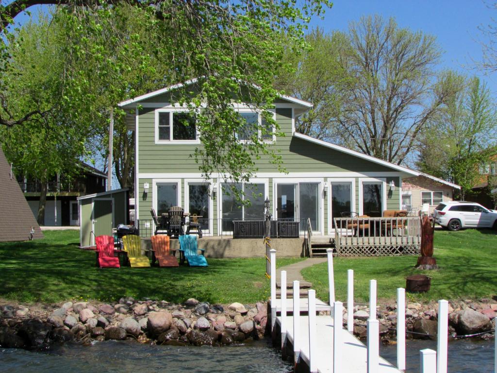 23831 178th Street, Spirit Lake, IA 51360