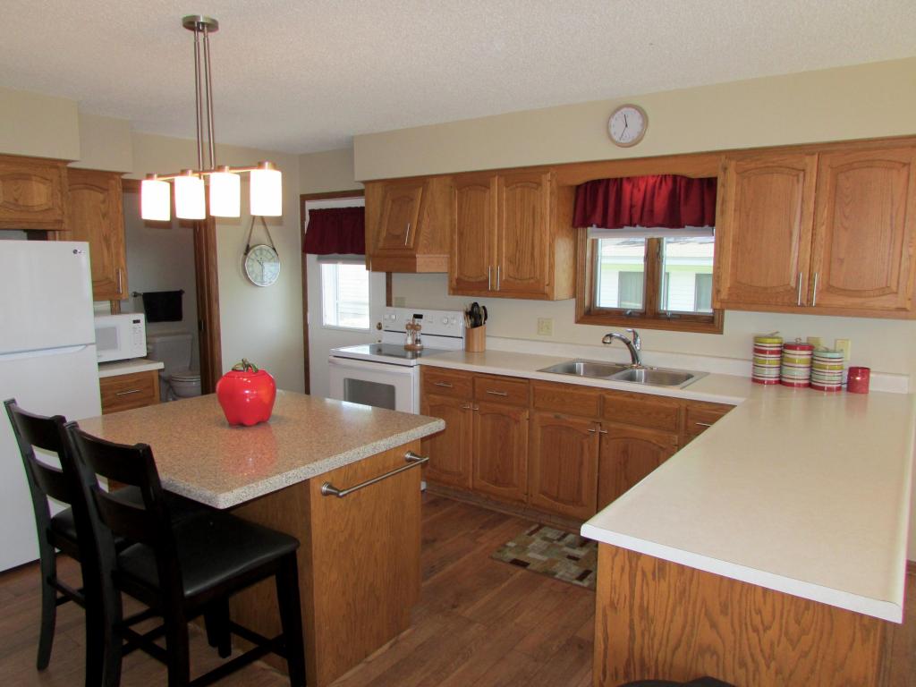 23831 178th Street, Spirit Lake, IA 51360