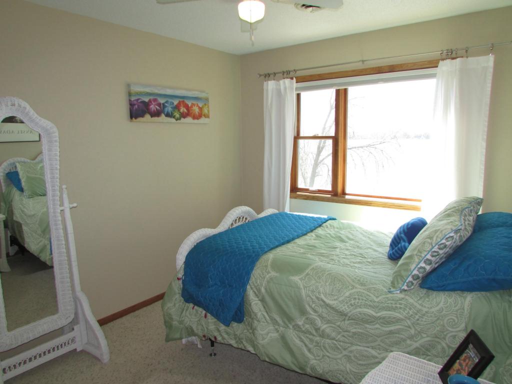 23831 178th Street, Spirit Lake, IA 51360