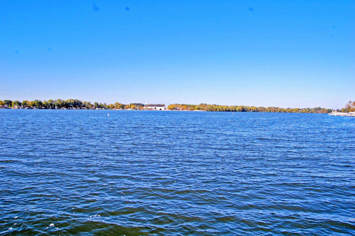 24504 182nd Street, Spirit Lake, IA 51360