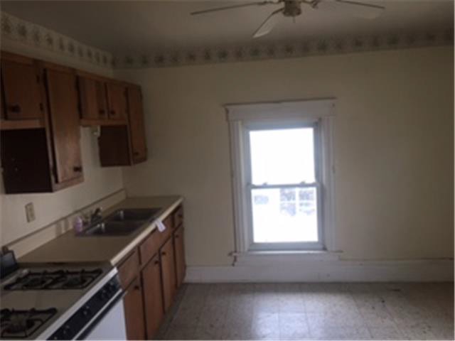 302 S 18th StCouncil Bluffs, IA, 51501Pottawattamie County