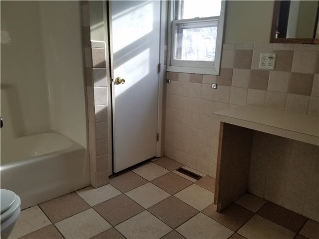 127 Hunter AveCouncil Bluffs, IA, 51503Pottawattamie County