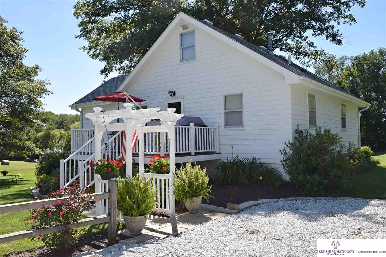 22469 Old Lincoln Highway, Crescent, IA 51526