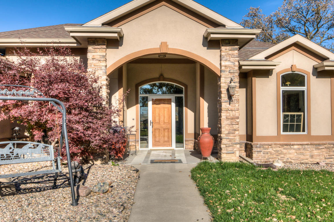 25250LOOKOUT Lane, Honey Creek, IA 51542