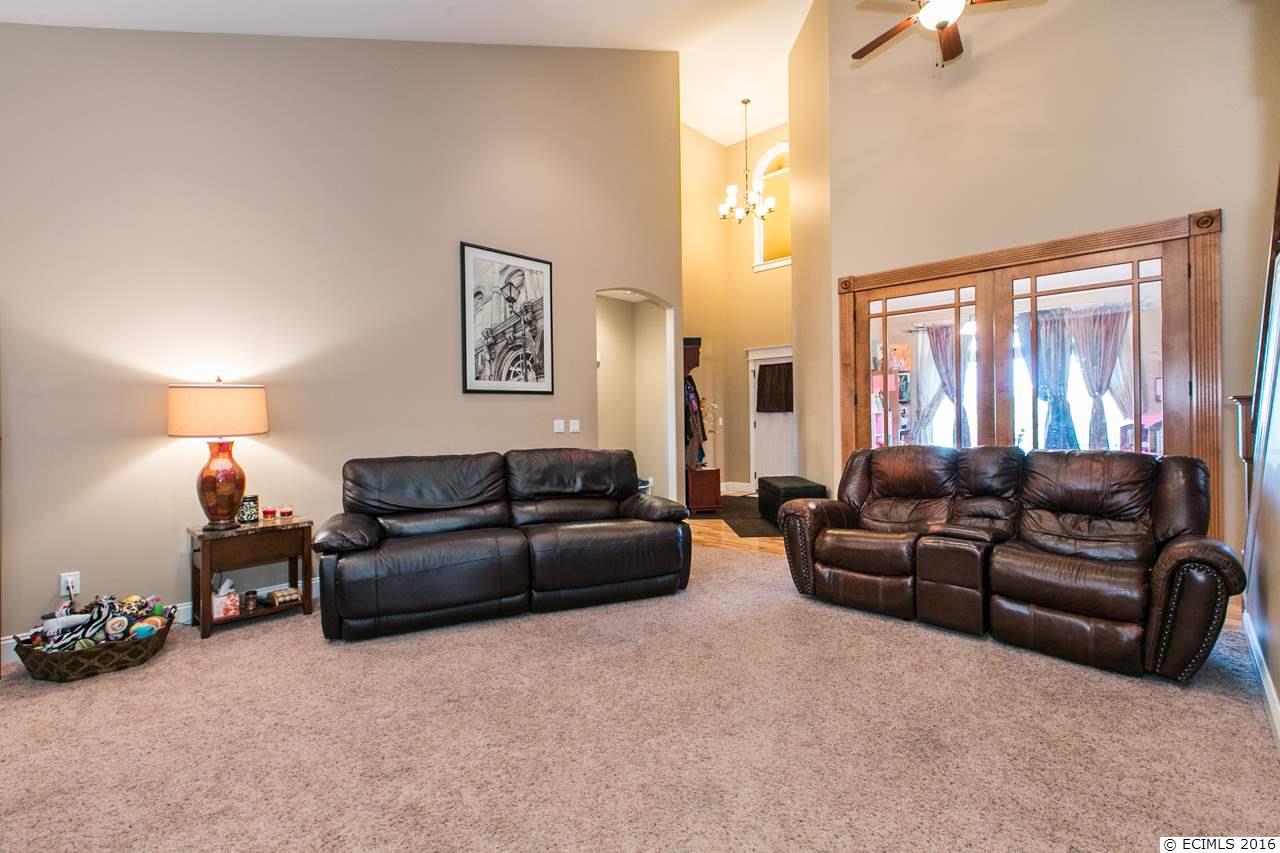 5643 Irina, Asbury, IA 52002
