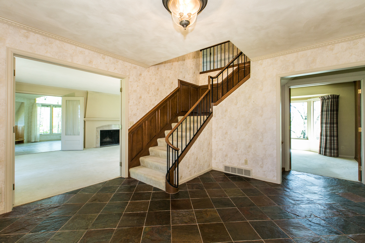 1255 Southern Ave., Dubuque, IA 52003
